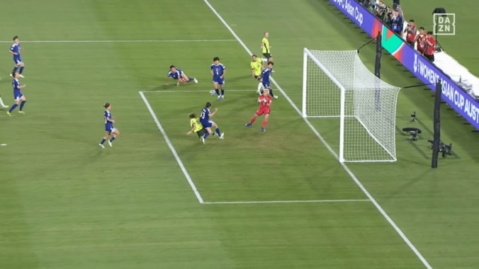 「値千金だ」なでしこ北川ひかるの“神クリア”に騒然「よく付いてった」身を挺して日本を救いレジェンドOGも絶賛【女子アジア杯】 4枚目