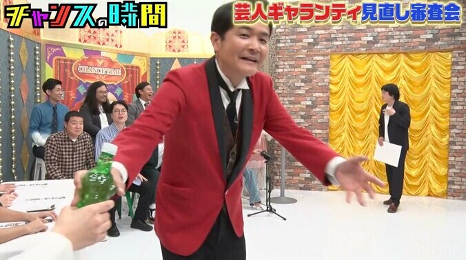 【写真・画像】人気芸人、収録中に立ちくらみのアクシデントで千鳥ノブが心配の声「水をあげてください！」　2枚目