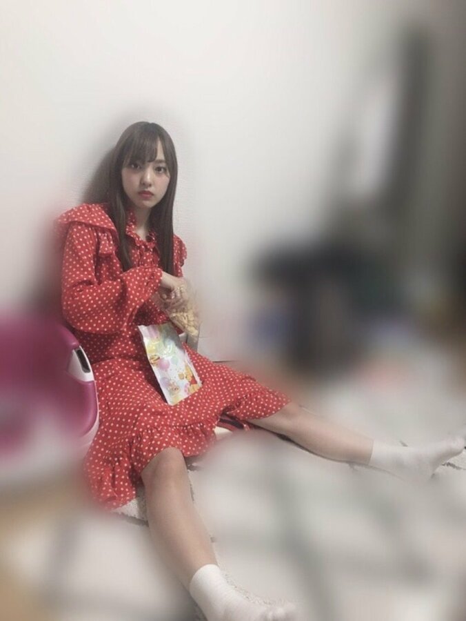 飯窪春菜、妹に激写されたおやつタイムの姿に「可愛すぎ」「凄くイイ！」の声 1枚目