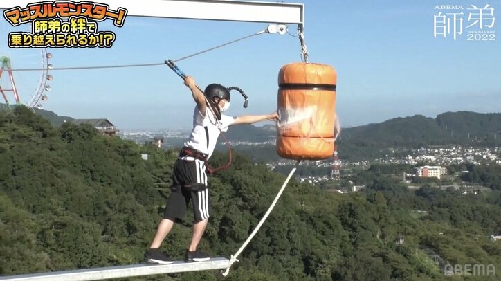 「ガチで恐怖映像w」将棋界のギャグ王・豊川孝弘七段が顔面蒼白「夢に出てくるよ…」巨大クライミングアトラクションに愛弟子・渡辺和史五段と挑戦!/将棋・ABEMA師弟トーナメント