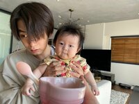 桃『はじめての離乳食!!食べたぁぁぁぁぁぁあ!!!!』