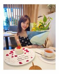 板野友美、たんぽぽ・川村に祝福されたことを報告 「素敵な関係性」「2人共可愛い」と反響