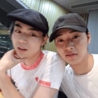 山崎賢人、親友でライバルの菅田将暉との最強2ショット披露「やばい最高」