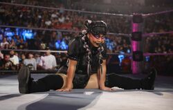 強烈メイクの女子レスラー、“すっぴん”美人を大胆披露 衝撃ビフォーアフターにファン騒然