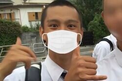 手越祐也そっくりの27歳アパレル店員、“手越の弟”と噂された高校球児時代の写真に絶賛の声「坊主でも似てる」