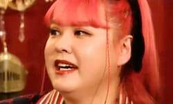 「ずっとクラブにいるのね」人気俳優の妹の“奔放な私生活”にぺえがツッコミ