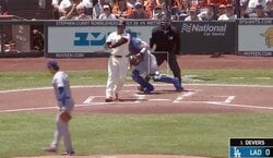 どうした…？ 大谷翔平の投球に“イライラ”「そらキレる」翻弄されて“マン振り三振”→打者が睨みつけてベンチに消える