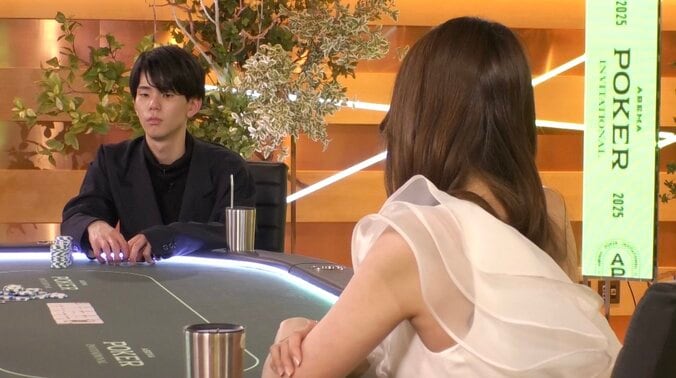 【映像】“東大vs京大”イケメンvs美女の極上ポーカー対決