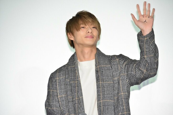 キンプリ平野紫耀、メールより電話派の意外過ぎる理由「あ行に全然届かない」