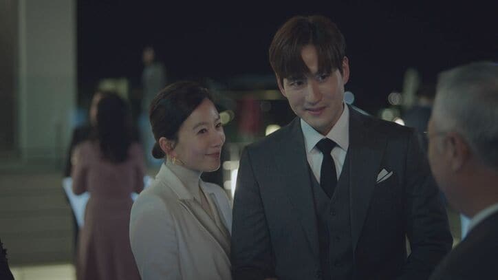 『夫婦の世界』(C) JTBC studios & Jcontentree corp All rights reserved Based upon the original series “Doctor Foster” produced by Drama Republic for the BBC, distributed by BBC Worldwide