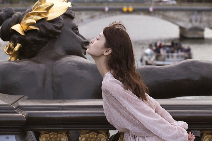 乃木坂46山下美月「全身鏡の前で服を脱いで…」初写真集に臨む際の美のこだわり明かす