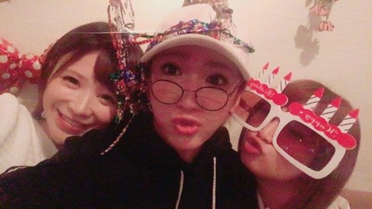 矢口真里、35歳の誕生日 バービー・手島優らがお祝い「かなり酔っ払い