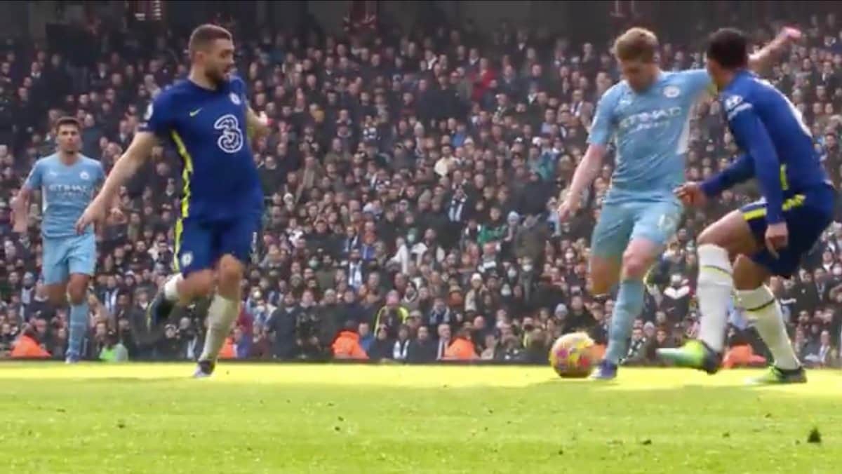 ワールドカップでも目が離せない “赤い悪魔”ベルギー代表の魔術師デ