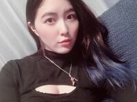 「セクシーすぎ」「ドキドキします」松井珠理奈、胸元空いた私服にファン興奮