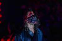 「長瀬智也がパッと見だと分からない」長瀬智也、中邑真輔ら大物レスラーと豪華共演 まさかの風景に「とんでもメンバーだ」