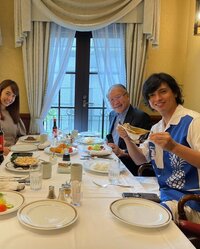 アレクサンダー『世界的な数学者とランチ』