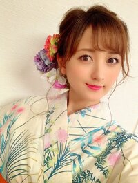 小松彩夏『浴衣ヘア♡』