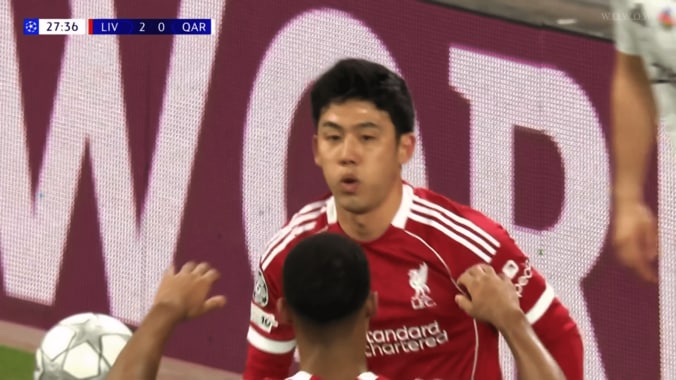 フラーフェンベルフに称賛される遠藤航