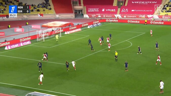 【映像】南野拓実、相手守備陣が棒立ちの天才的ヒールパス