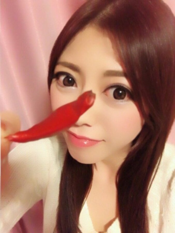 “辛活”女子・渋沢一葉、有吉の整形疑惑発言を全否定 1枚目