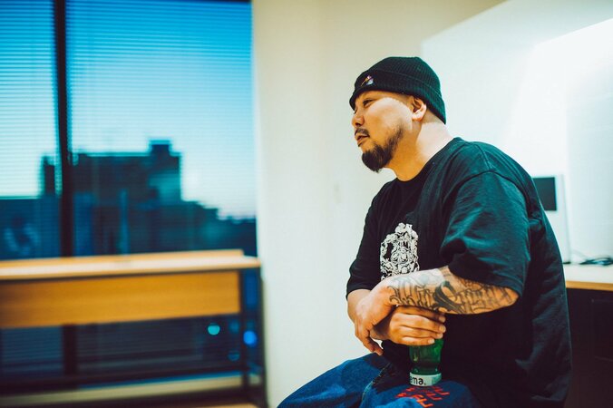 D.D.S「同じモチベーションの人間が同じようにや ったら(リモートでも)絶対に悪いものはできない」と断言する渾身の新作アルバムについて明かす！ 10枚目