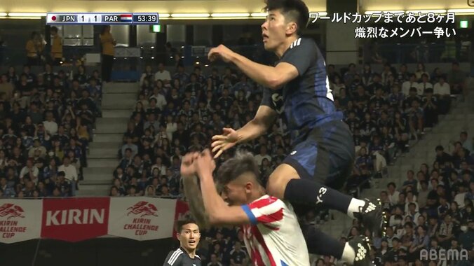 【内容】異次元のジャンプで相手の頭を飛び膝蹴りした瞬間