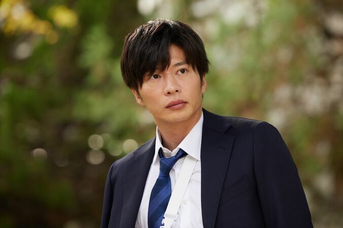 教師を襲う“能面集団”が出現… ！？『先生を消す方程式。』第3話 3枚目