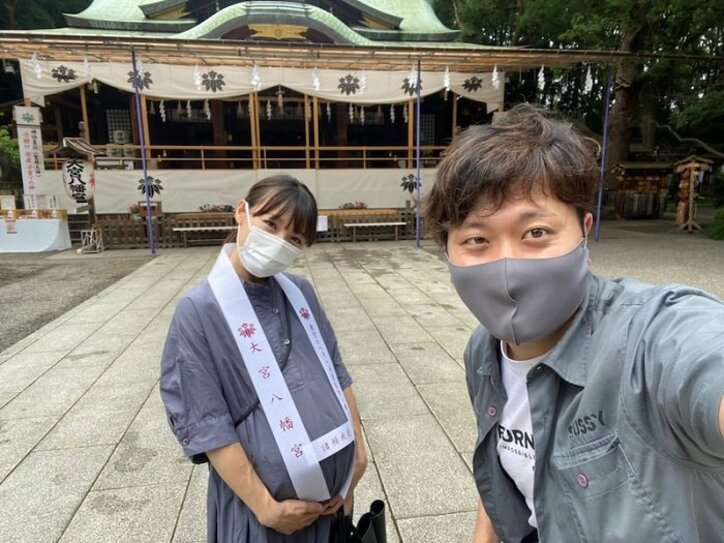 エハラマサヒロの妻、エハラと一緒に安産祈願へ「パパと行けてよかった～」