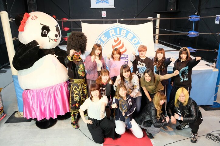 女子プロ“不倫騒動”、会見乱闘に発展で藤本つかさが“失神”退場！　後楽園で最終決着へ