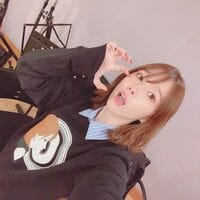 「デザインもサイズ感もめっちゃ良い」声優・内田真礼が手がけた“まあやグッズ”に反響続々