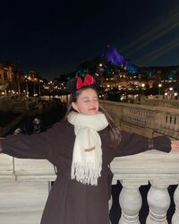 『彼オオカミ』出演の現役大学生モデル・大峰ユリホの“夢の国ショット”にファン称賛「大天使」「最高です可愛すぎ」