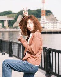 小芝風花の陽気な“ダブルピースショット”に「朝から元気注入ありがとうです」の声