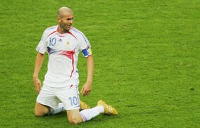 50歳迎えるジダンがW杯決勝のワンシーンを回想「どうすべきか思考した。狂っていたわけじゃない」