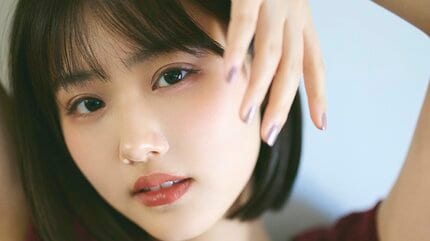 『あんぱん』など出演の若手実力派女優 原菜乃華の“日常”が撮影テーマ 2026年4月始まり卓上カレンダーが3月30日発売