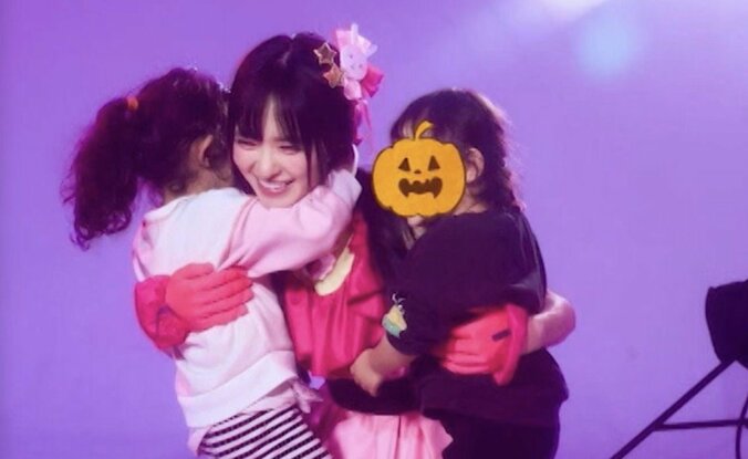 【写真・画像】「AI級の美女」元“2児のシンママアイドル”の美貌に驚きの声「かわいい〜！」「2人産んでると思えない！」　1枚目