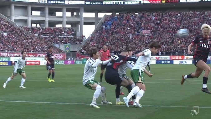 【映像】柴崎の高速クロス→鈴木のドンピシャヘッド弾