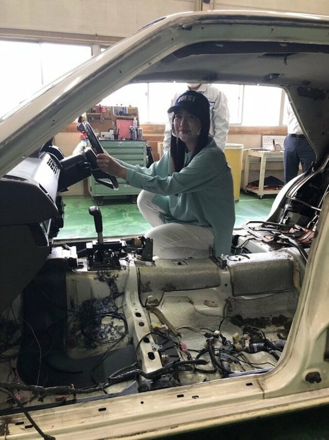 伊藤かずえ、レストア中の愛車を披露「どんな感じになるか楽しみ」「乗りたい」の声 1枚目