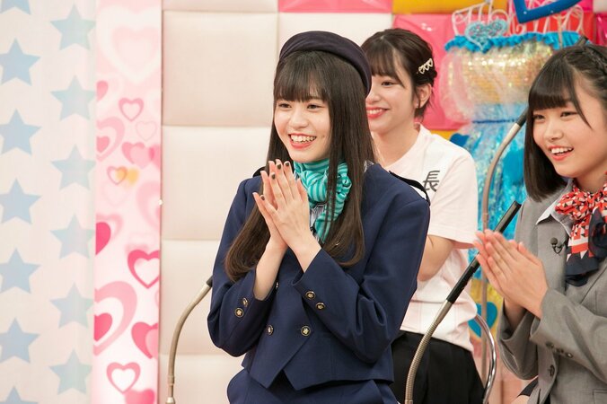 「控えめに言って神回」ラストアイドル、CA風衣装でコスプレバトル！　“珍英語”の嵐で視聴者爆笑 12枚目