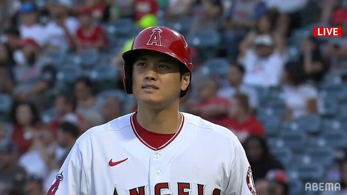 大谷翔平、2試合連続ノーヒット チームの連敗で借金16に 球審の微妙な判定に泣くシーンも続出 1枚目