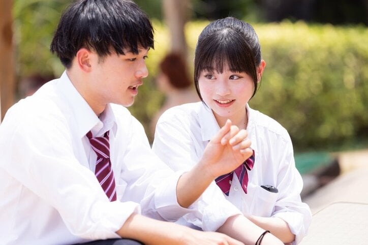 男子5人全員がひとりの女子に夢中!「上目遣いがかわいい」初対面でメロメロに『今日好き』パタヤ編スタート