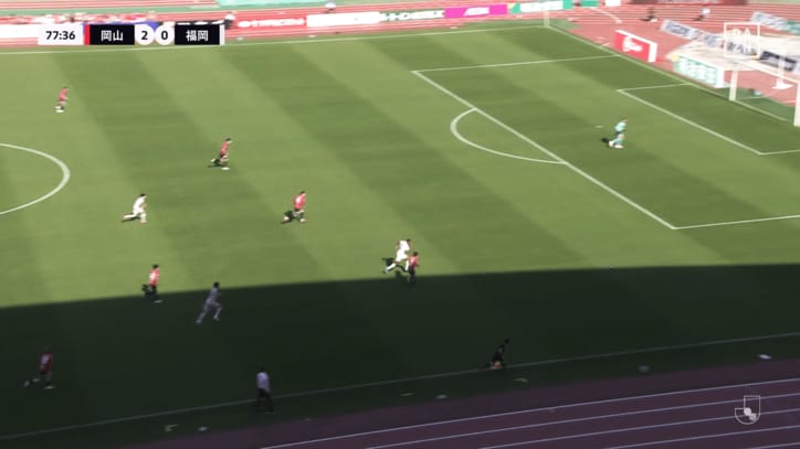 一気に裏に抜け出すサニブラウン・ハナン