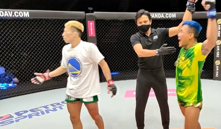 まさか…3度のローブロー! 負けじと終始優勢も判定結果に愕然 「やったもん勝ちかよ」ファンからは疑問の声