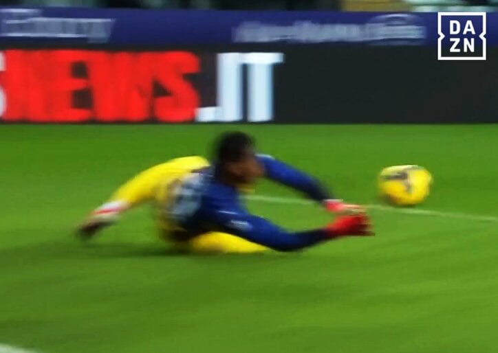 【写真・画像】「魔法だ！」田中碧の“芸術的スーパーゴール”にイングランド騒然！「信じられない」「プスカシュ賞だ」フリック弾にスタジアム大熱狂　1枚目