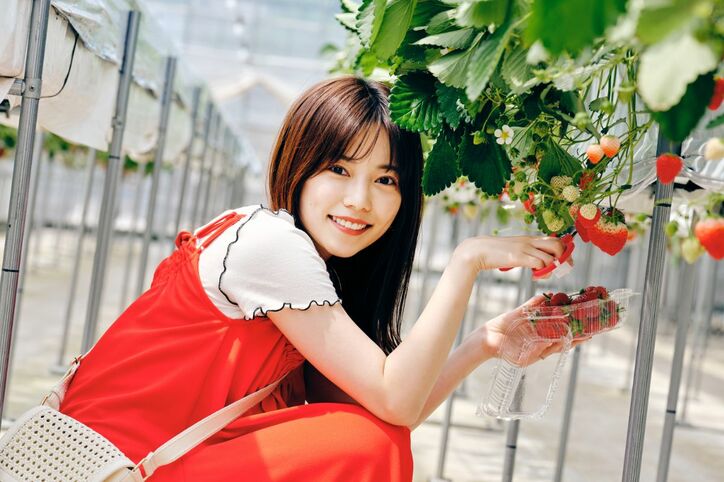 佐野岳、島崎遥香に初めての“あーん”イチゴ狩りデートで将来の話も『私たち結婚しました3』