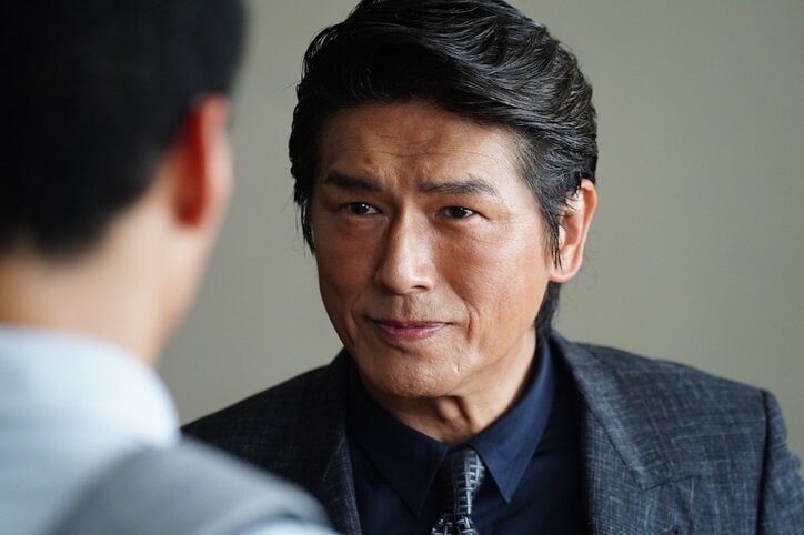 覆面D（関口メンディー）&ハオウ（武知海青）がついに直接対決！「背負いながら生きている僕らは前に進まなければ」同じ傷を負った二人の戦いの結末は？『覆面D』最終話