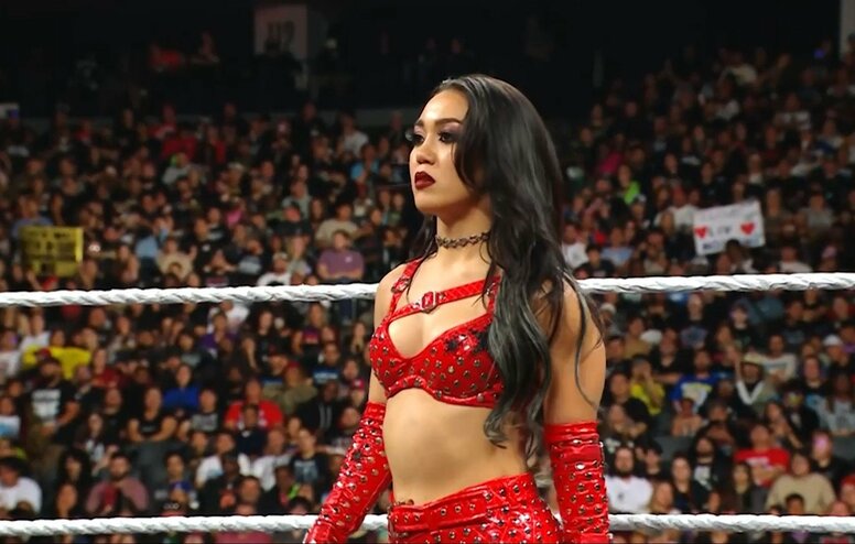 小柄女子レスラー、“恥ずかし固め”式の脳天落下を“まさか”の方法で回避「こんな返しあるのw」驚きの声