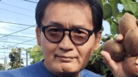 白ひげ姿が話題の元横綱・貴乃花光司(51)「ハリウッドスターのよう」「ゴッドファーザーみたい」“イケおじ”スタイルに多くの反響