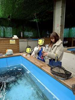 小倉優子、子どもたちや30年来の幼馴染と訪れた施設で満喫「子どもたち、大はしゃぎ」