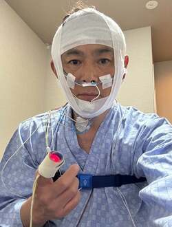  ココリコ・遠藤の妻、専門機関で検査を受ける夫の姿を公開「包帯グルグル巻き」