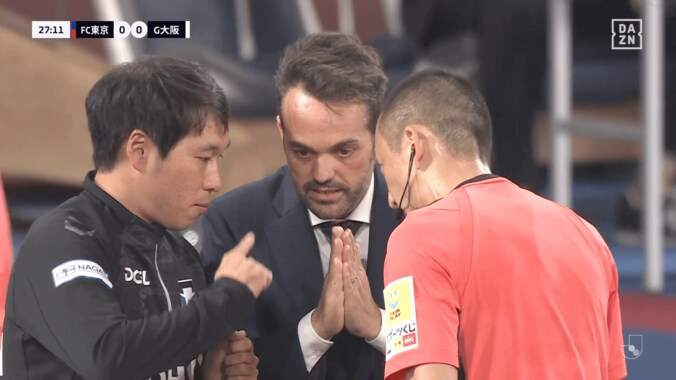 Ｊリーグの“デリケートなジャッジ”で大論争！「瞬間的に消えろと？」「誤審ではない」「白黒はっきりしない」「この判定はムズい…」オフサイド判定で物議 5枚目